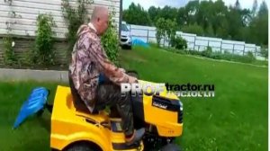 Садовый трактор Cub Cadet LT2 NR92 - пример кошения без травосборника!.mp4