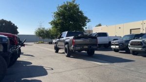 2024 TOYOTA TUNDRA FITTING 37” TIRES WITH KING SUSPENSION AND HORN CHOP