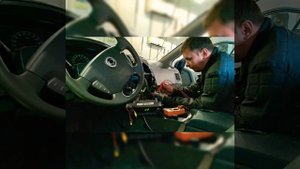 Установка аудио-системы для автомобиля SsangYong Kyron.