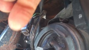 Kawasaki KLV /Suzuki DL 1000 front indicator arm replacement disconcerting