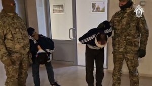 Атаковавших "Крокус" террористов привезли на допрос в Москву.