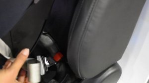 Cómo instalar un autoasiento a contramarcha con latch