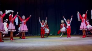 Стилизованный народный танец "Калинка" народного ансамбля танца "Грация"