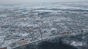 Посадка в Большом Савино (Пермь). Заход над городом.
