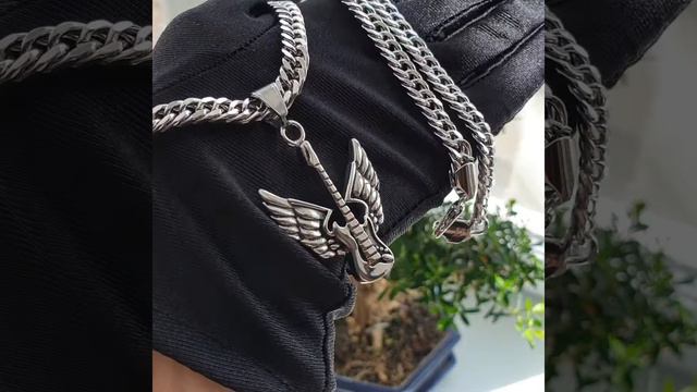 Набор "Гитара" из нержавеющей стали + цепочка с покрытием родия Xuping. Sorokka.com.ua смотреть онлайн