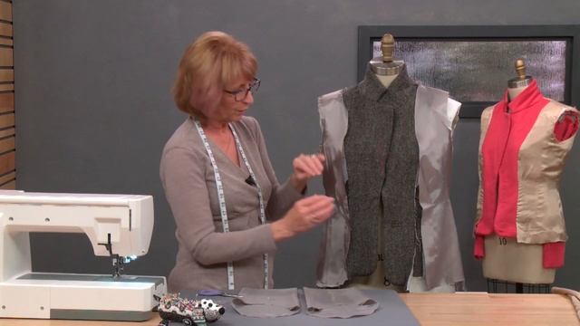 Inserting a Jacket Lining By Hand | Sewing Tutorial with Alison Smith смотреть онлайн