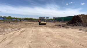 Работа грунтового катка BOMAG213D трамбовка грунта строительство складского комплекса ООО "АСС"