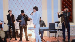 Фариддуни Хуршед ва Михаил Ламаносов # ки зури бад хонд!