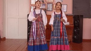 Дуэт: Агзарова Ксения,Хабирова Кира шуточная народная песня "Меня матушка любила"