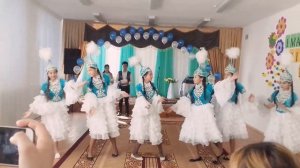Современный казахский танец