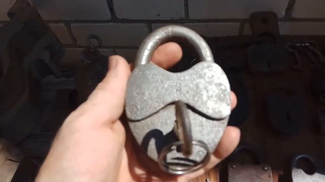 Старинные навесные замки 28 июня 2021 г. смотреть онлайн