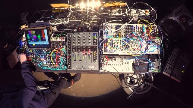 Modular Techno Live Set - Bertolt Meyer @ the KANVAS Sessions смотреть онлайн