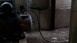 Можно ли компрессор убрать в погреб
