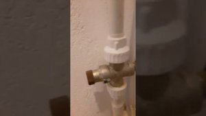 Зачем нужен обратный клапан и редуктор давления- сантехника