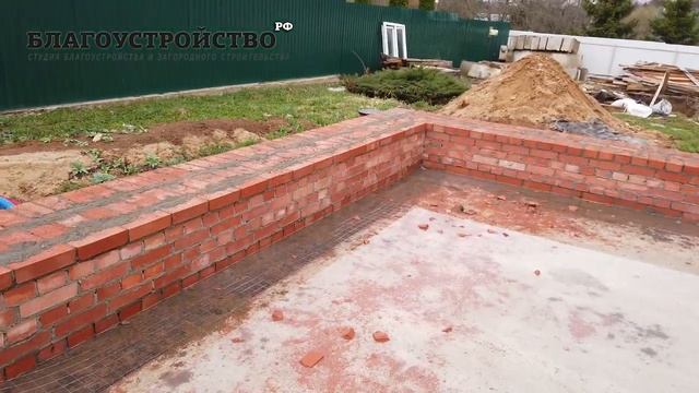 Как класть кирпич ? // Кирпичный цоколь