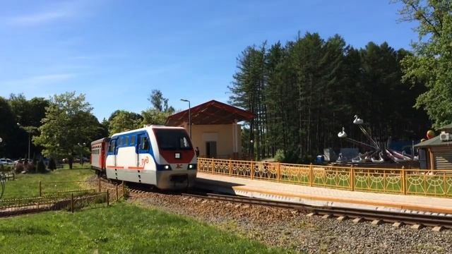 Новомосковский детский парк. Аттракционы