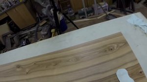 Столешница из ясеня.