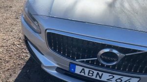 Köp Personbil Volvo V90 Cross Country Business på Klaravik