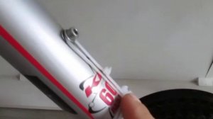 Крепление бутылки без бонок на раму велосипеда.