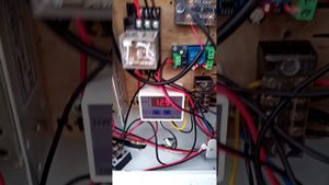 Автомат подачи брикетов в котел.