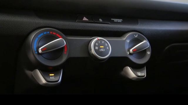 Kia Rio 1.0 T-GDi 74kW (100CV) Concept - Clicars смотреть онлайн