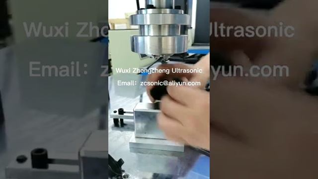 Servo positioning rotary friction welding machine