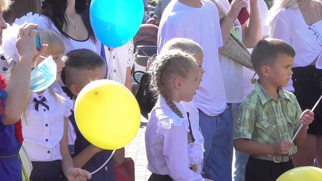 Учительница первая моя (стихотворение) смотреть онлайн