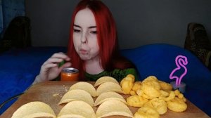 Чипсы Pringles и Cheetos мукбанг/mukbang