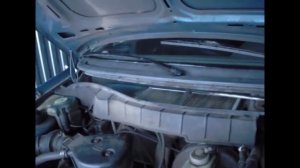 OPEL ASTRA F. Расположение патрубков радиатора отопителя. C16NZ