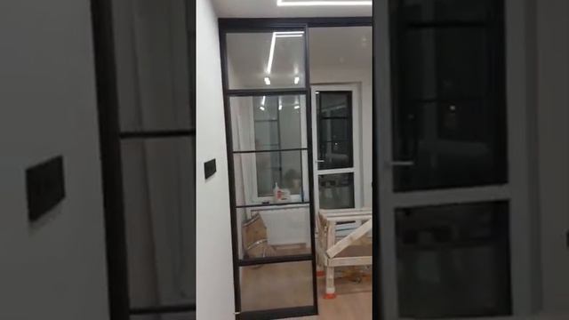 Перегородка в стиле лофт с раздвижными дверьми. смотреть онлайн