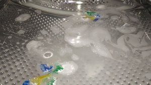 Experiment - Cleaning with Fairy Dishwashing Capsules - in a Washing Machine