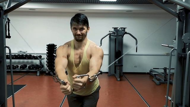 Гипертрофия Грудных Мышц в кроссовере по Апокрифу