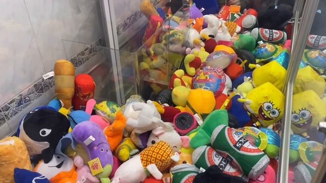 ВЫИГРАЛИ МУМИКА В АППАРАТЕ С ИГРУШКАМИ И ЕЩЁ ЗАТАЩИЛИ СЛАДКУЮ ВАТУ смотреть онлайн