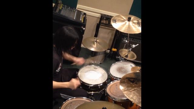 THOUSAND EYES-Mirror Knight drumcover смотреть онлайн