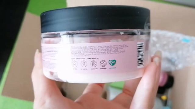 Распаковка заказа от Mixit: THERMO Body Set, антисептики, лосьон-шиммер смотреть онлайн