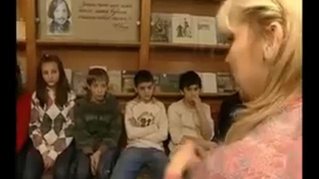 Библиотека. Что там делают дети?... смотреть онлайн