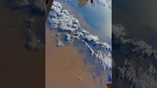 Выход американского астронавта в космос. смотреть онлайн