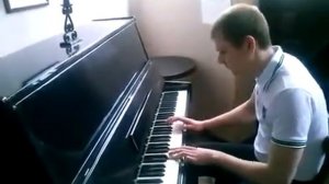 Красиво  играет на пианино  !!!!!!! Реквием по мечте