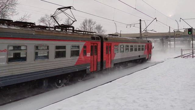 Электропоезд ЭТ2М-094 на обкатке, о.п. Дачное, г.СПб, 03.02.2023г.(4K UHD) смотреть онлайн
