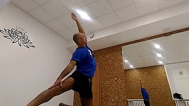 Хатха Йога.Простой комплекс для начинающих самоучек.