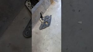 Снятие бочка омывателя Renault Kerax.