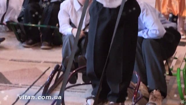 Санки от ТМ Vitan - лучший подарок детям ко дню День Святого Николая. смотреть онлайн