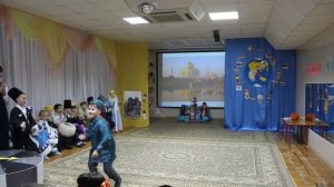 супер танец от детей под индийскую музыку