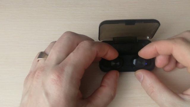 Как синхронизировать наушники! смотреть онлайн