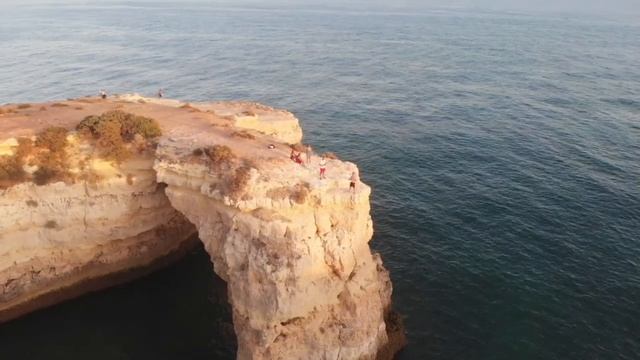 Ambient Uplifting Acoustic Folk . Поднимающая Настроение Музыка с Элементами жанра Фолк смотреть онлайн