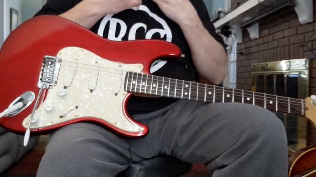 Fender Stratocaster Strat Plus 1994 Crimson Burst смотреть онлайн