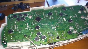 Большинство неисправностей электроники обнаруживается примитивными методами