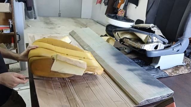 Ремонт убитого поролона на автомобильном сиденье своими руками.