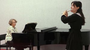 Сафронова Алина - "Концерт для флейты с оркестром часть 2" (И.Плейель)