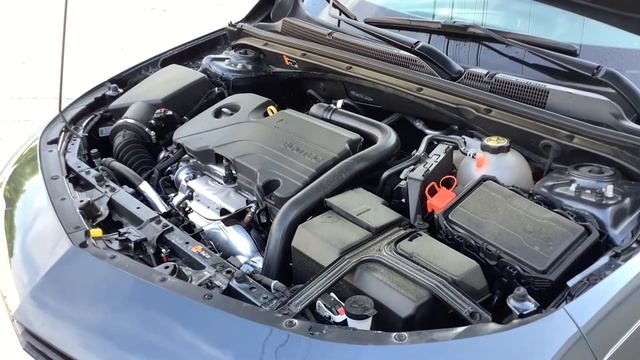 2020 Chevrolet Malibu 4DR Sedan FWD смотреть онлайн